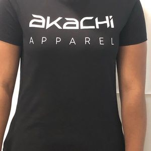 Akachi Woman Text logo Tee